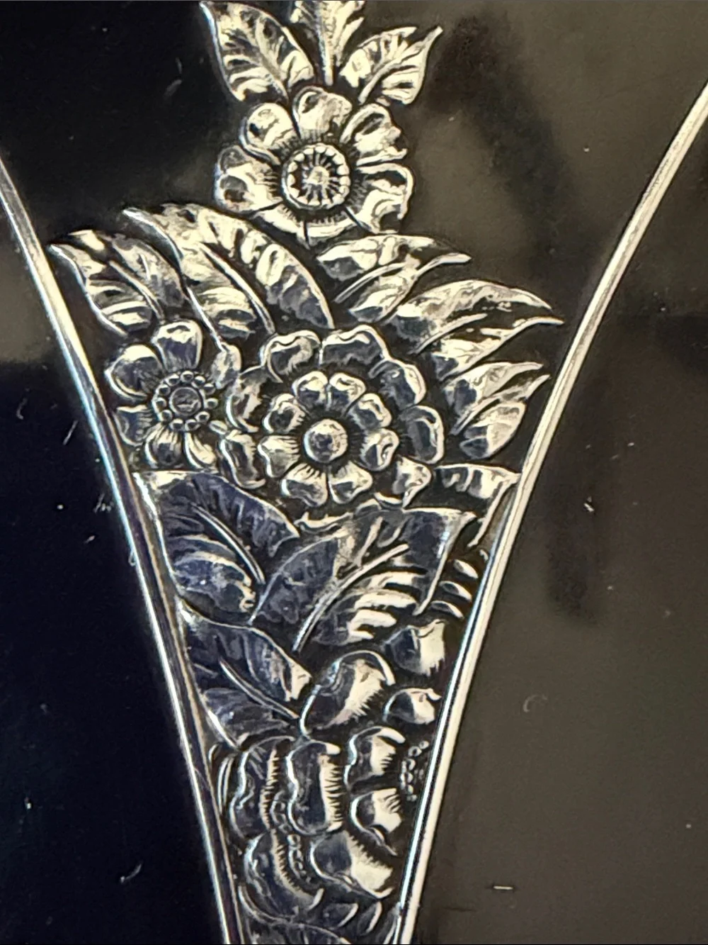 Vintage Art Defo Evans Vanity Hand Mirror  Silver Tone Floral Detail